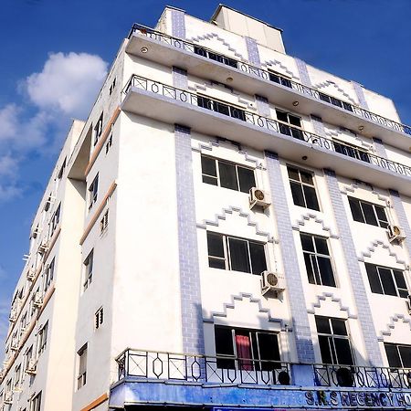 Srs Regency Hotel Anantapur Exterior foto